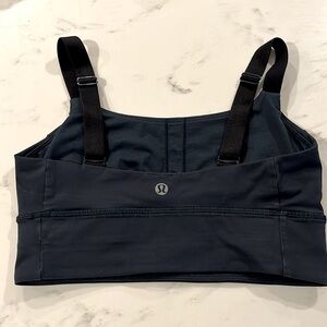 Lululemon navy adjustable sports bra size 4